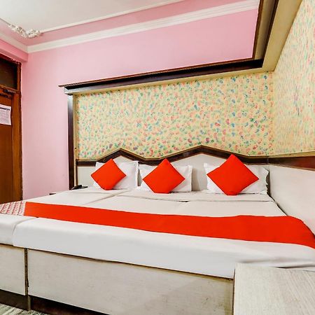 Hotel O Moon Palace Dx Neu-Delhi Exterior foto