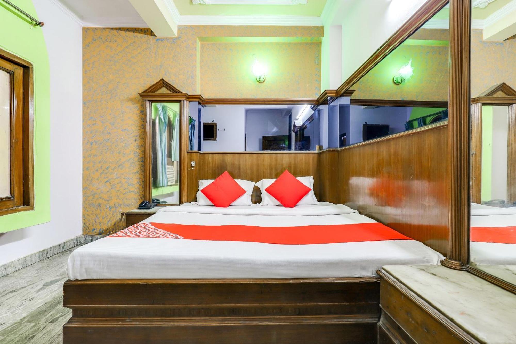 Hotel O Moon Palace Dx Neu-Delhi Exterior foto