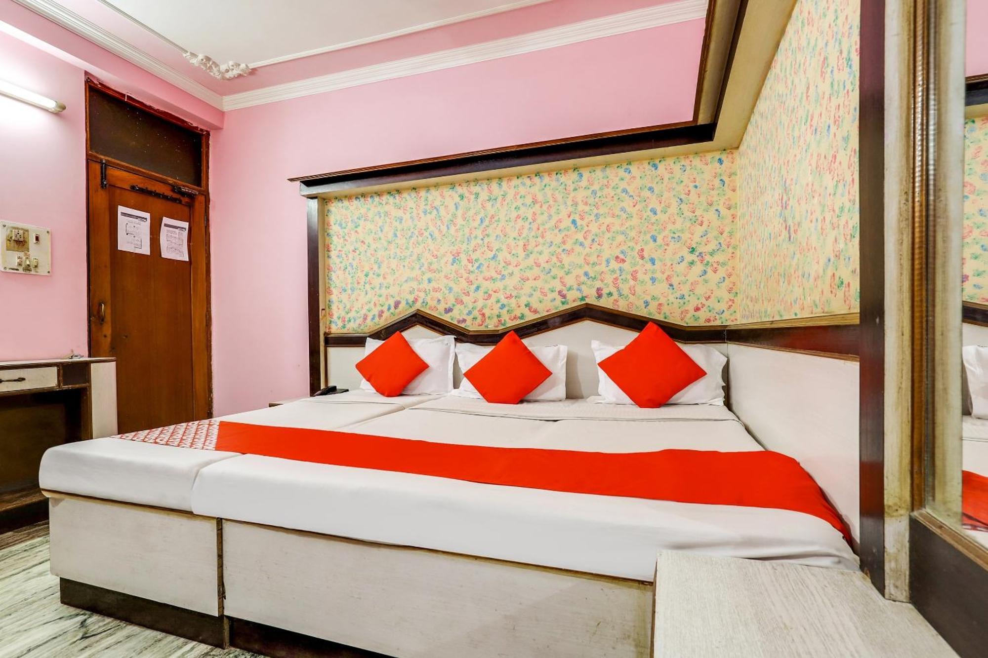 Hotel O Moon Palace Dx Neu-Delhi Exterior foto